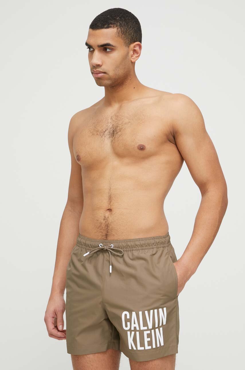 Calvin Klein szorty kąpielowe wzorzyste brązowy KM0KM00794.PPYX