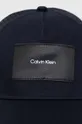 Kapa sa šiltom Calvin Klein  Temeljni materijal: 100% Pamuk Drugi materijali: 100% Poliester