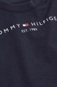 Σετ μωρού Tommy Hilfiger  Υλικό 1: 93% Βαμβάκι, 7% Σπαντέξ Υλικό 2: 95% Βαμβάκι, 5% Σπαντέξ Πλέξη Λαστιχο: 97% Βαμβάκι, 3% Σπαντέξ