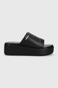 Levi's klapki Charlotte 5-8 cm czarny D7523.0001