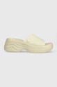 Crocs klapki Skyline Slide pozostałe beżowy 208182.2Y2