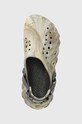 Crocs klapki Echo Marbled Clog beżowy 208454.2Y3