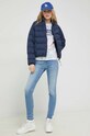 Péřová bunda Tommy Jeans DW0DW14929.PPYX námořnická modř SS23