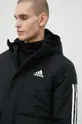 fekete adidas rövid kabát