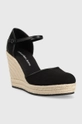 Εσπαντρίγιες Calvin Klein Jeans WEDGE SANDAL CLOSE TOE ESS μαύρο