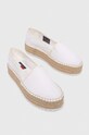 Espadrilky Tommy Jeans FLATFORM ESPADRILLE EN0EN02078 bílá SS23