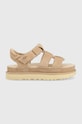 Замшевые сандалии UGG Goldenstar Strap платформа бежевый 1137890.DRI