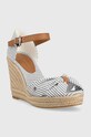 Sandále Tommy Hilfiger BASIC SEERSUCKER HIGH WEDGE FW0FW07160 modrá SS23