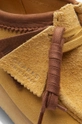 Велурени мокасини Clarks Wallabee  Горна част: велур Вътрешна част: естествена кожа, велур Подметка: синтетика