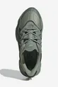 verde Yeezy 700 MNVN Geode dropping at 08.00h