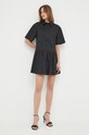 Bavlněné šaty Patrizia Pepe 2A2503.A9B9 černá SS23