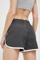 Îmbrăcăminte New Balance pantaloni scurți de antrenament Athletics Remastered WS31500ACK gri