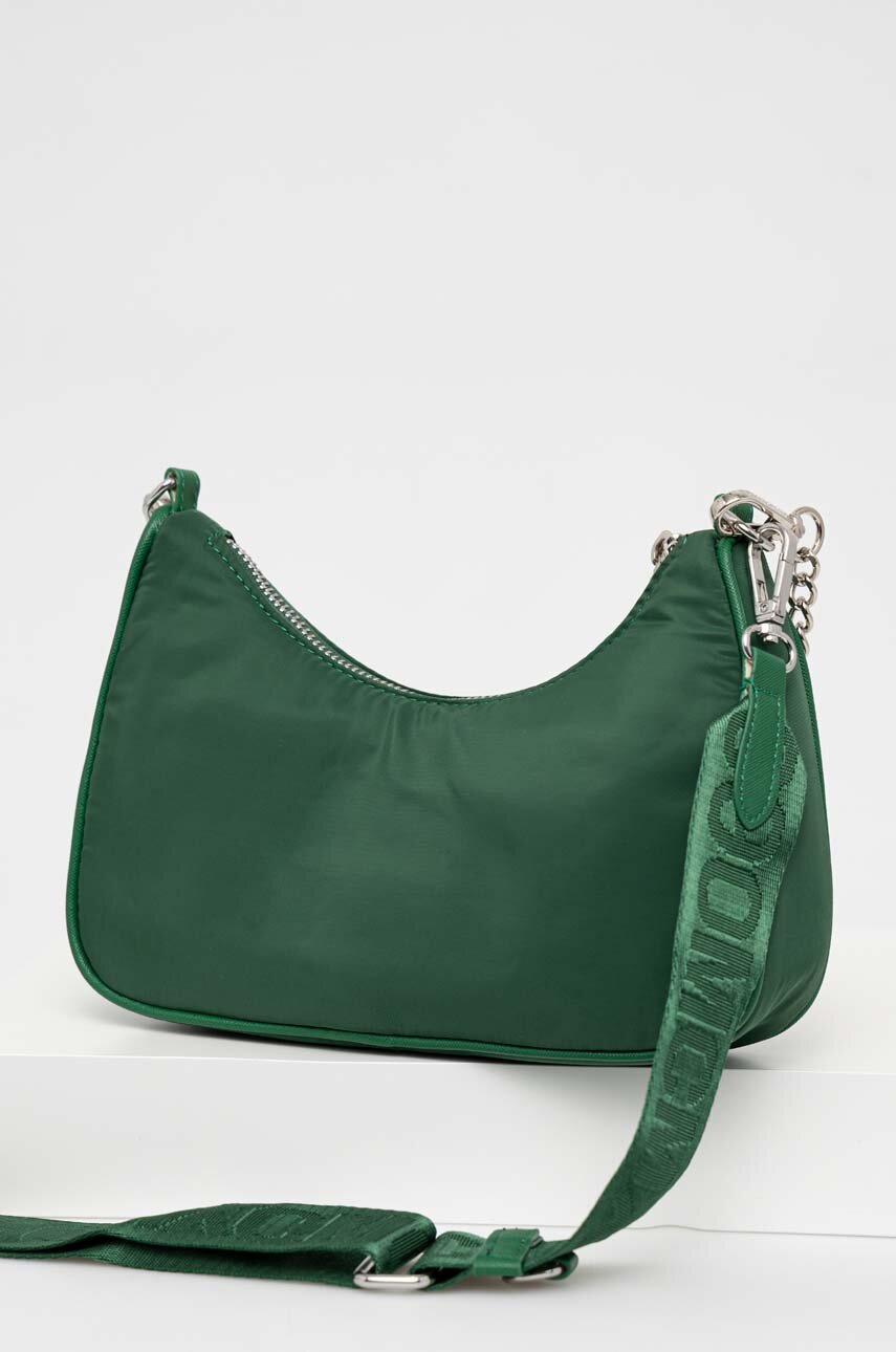 Kabelka Steve Madden Bvital-T  Hlavní materiál: 100 % Nylon Podšívka: 100 % Polyester Provedení: 100 % Polyuretan