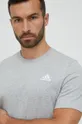 сірий Бавовняна футболка adidas