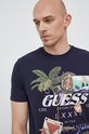 Bavlněné tričko Guess námořnická modř M3GI38.KBDL0
