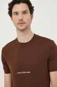 hnedá Bavlnené tričko Calvin Klein Jeans