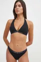 Tommy Hilfiger bikini alsó Jelentős anyag: 94% poliamid, 6% elasztán Bélés: 90% poliészter, 10% elasztán
