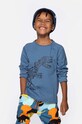 Coccodrillo longsleeve bawełniany dziecięcy nadruk niebieski WC4143102DEK