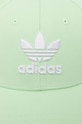 Памучна шапка с козирка adidas Originals IW1786 зелен SS24