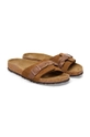 καφέ Παντόφλες σουέτ Birkenstock Oita Braided