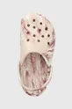 różowy Crocs klapki Classic Marbled Clog
