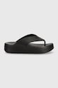 Crocs slapi Gataway Platform Flip 209410.001 negru SS25