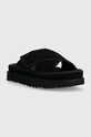 Semišové pantofle UGG Goldenstar Cross Slide 1137910.BLK černá SS24