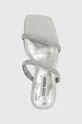 срібний Шльопанці Steve Madden Emporium-R