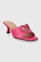 Love Moschino klapki skórzane JA28375G0IIAX604 różowy SS24