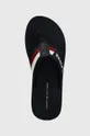 Tommy Hilfiger infradito CORPORATE MONOTYPE BEACH SANDAL Gambale: Materiale tessile Parte interna: Materiale sintetico, Materiale tessile Suola: Materiale sintetico