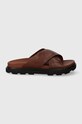 UGG klapki skórzane Capitola Cross Slide brązowy 1153076.COG