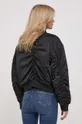 Куртка-бомбер Calvin Klein Jeans Основной материал: 100% Полиэстер Подкладка: 100% Полиэстер Наполнитель: 100% Полиэстер Резинка: 95% Полиэстер, 5% Эластан