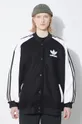 adidas Originals bomber jacket SST Oversize VRCT Insole: 100% Recycled polyester Fabric 1: 55% Recycled polyester, 40% Acrylic, 5% Wool Fabric 2: 100% Polyurethane Fabric 3: 100% Recycled polyester Rib-knit waistband: 63% Cotton, 35% Recycled polyester, 2% Spandex