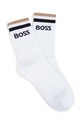 Chłopiec BOSS skarpetki dziecięce 2-pack J50959. biały