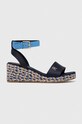 Sandale Tommy Hilfiger COLORFUL WEDGE SATIN SANDAL Planet friendly mornarsko plava FW0FW07913