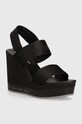Sandály Calvin Klein Jeans WEDGE SANDAL WEBBING IN MR klín černá YW0YW01360