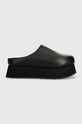 Calvin Klein Jeans klapki skórzane CLOSE TOE FLATFORM MG UC pozostałe czarny YW0YW01440