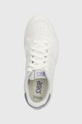 bianco Asics sneakers