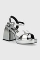 Πέδιλα Buffalo Bella Cross χοντρό τακούνι ασημί 1291493.SLV