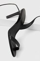 Шкіряні сандалі Calvin Klein HEEL SANDAL 90 LTH HW0HW01945 чорний SS24