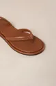 Kožené sandále Alohas Seneca