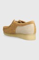 Παπούτσια Μοκασίνια σουέτ Clarks Originals Wallabee 26176524 καφέ