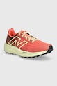 Bežecké topánky New Balance FuelCell Venym beh oranžová WTVNYMP