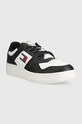 Δερμάτινα αθλητικά παπούτσια Tommy Jeans TJM RETRO BASKET ESS EM0EM01395 μαύρο SS24