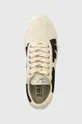beige Flat laces eliminate pressure points on the instep for a snug fit and comfort