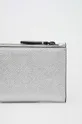 Karl Lagerfeld pénztárca Jelentős anyag: 100% poliuretán Bélés: 100% újrahasznosított poliészter