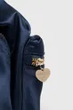 Dječji ruksak Guess Temeljni materijal: 100% Poliester Podstava: 100% Poliester Završni sloj: 100% Poliuretan