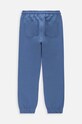 Coccodrillo spodnie dresowe bawełniane dziecięce WC4120102RAK niebieski SS24