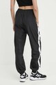 Îmbrăcăminte Fila pantaloni de trening Larisa FAW0768 negru