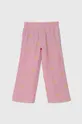 Детские хлопковые брюки Guess розовый